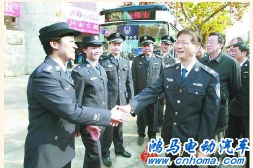 ���������L(zh��ng)�Ͻ����{(di��o)��:�� ���R����(d��ng)����(w��)�ҡ��;W(w��ng)��Ѳ߉