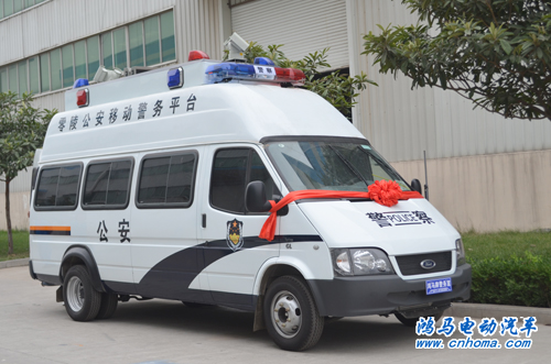 湖南永州鴻馬流動警務(wù)室發(fā)車——深化警務(wù)服務(wù) 打造便民惠民新平臺
