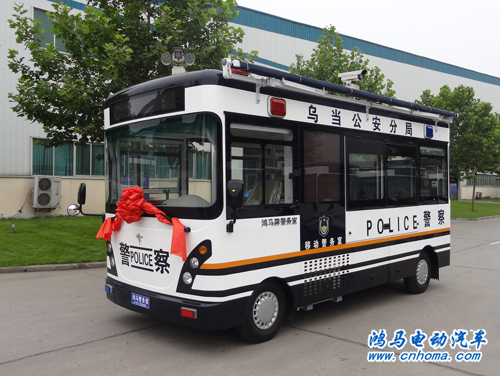 貴州貴陽鴻馬流動警務(wù)室發(fā)車——織密防控網(wǎng)絡(luò)