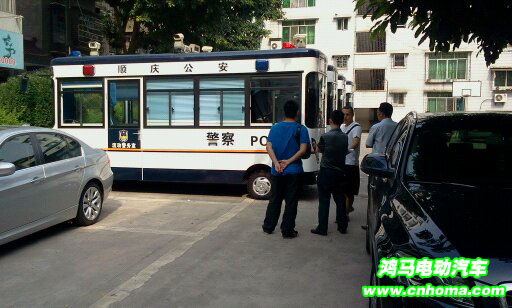 四川流動警務(wù)室 南充順慶流動警務(wù)室